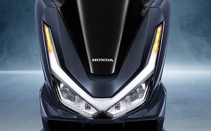 9NEWLEDHEADLIGHT'V'SHAPEDLIGHTSIGNATURE