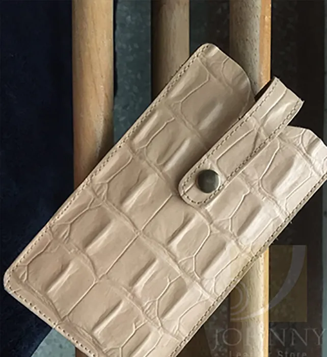 johnny-leather-review-02