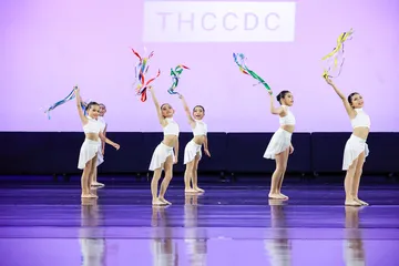 Contemporary-Dance-(14)
