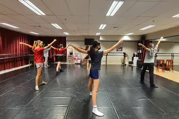 Contemporary-Dance-(3)