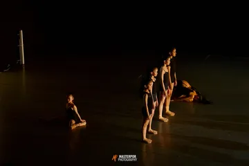 Contemporary-Dance-(9)