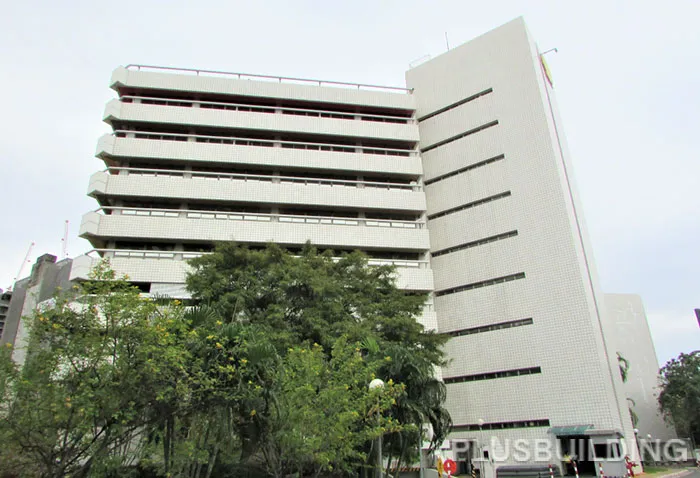 plusbuilding-port10