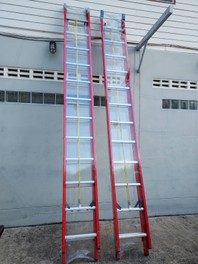 บันไดไฟเบอร์กลาสพาด2ตอน12x12ฟุตBarcoLD-FBC12