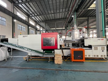เครื่องฉีดพรีฟอร์ม-11