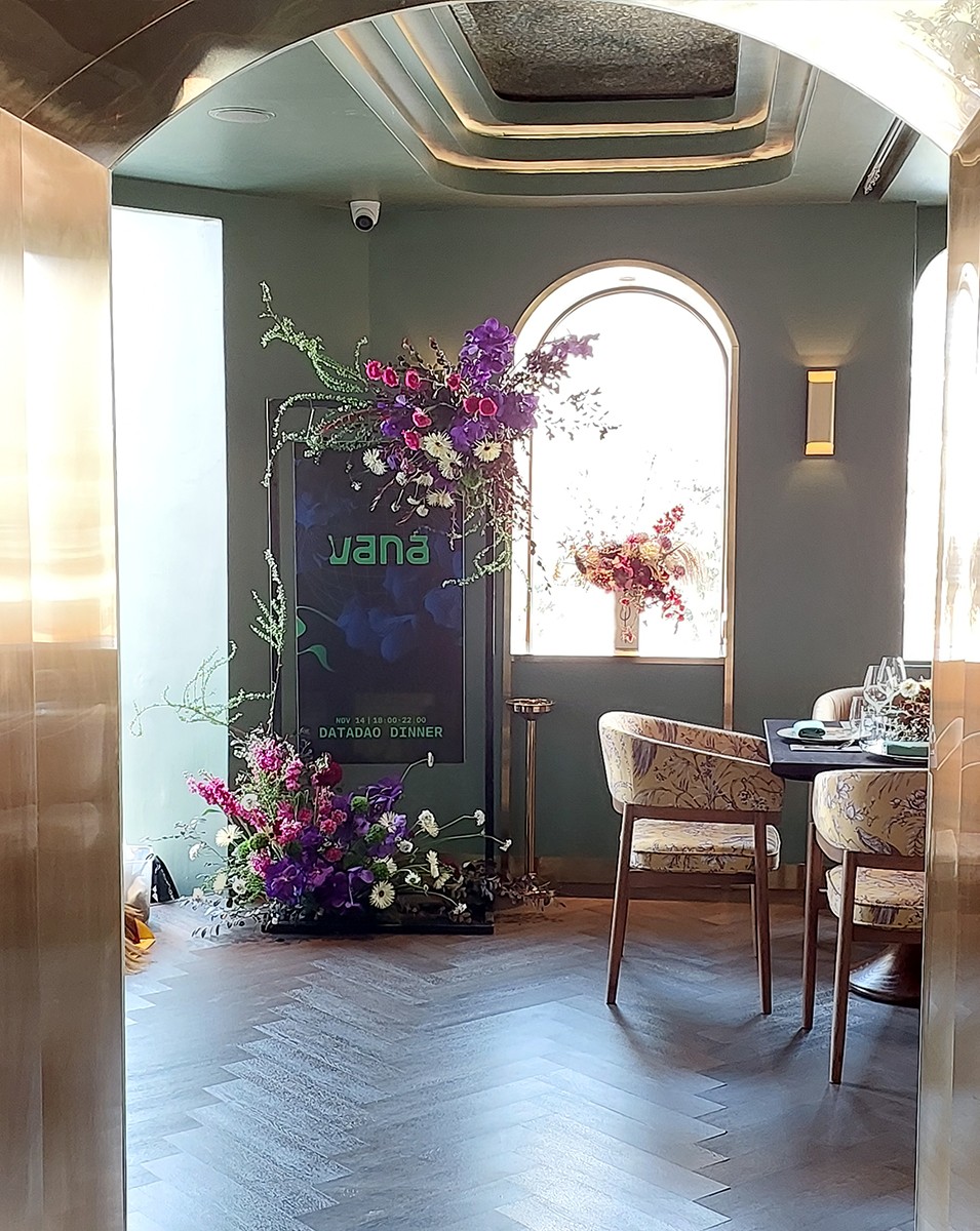 VenueDecoration