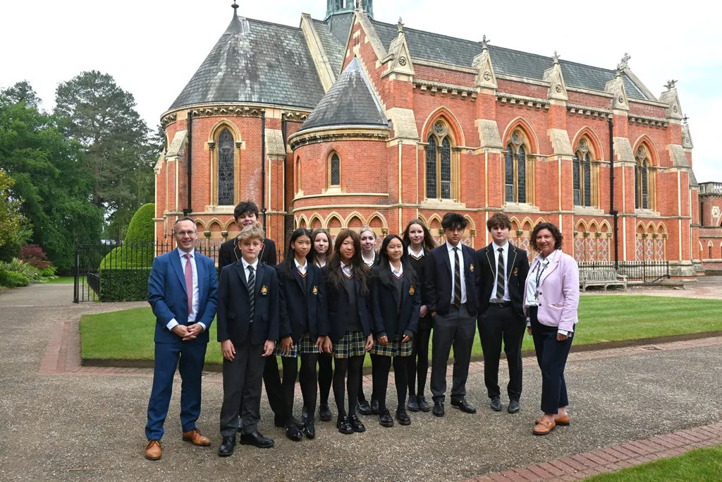Wellington-College1