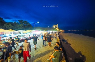 ถนนคนเดินประจวบ-4