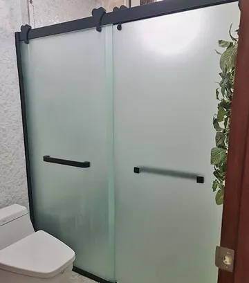 ltpshower-Customer07