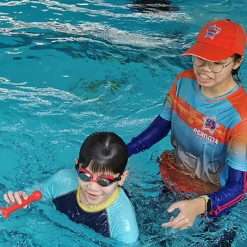 HonorSwimmer21-22