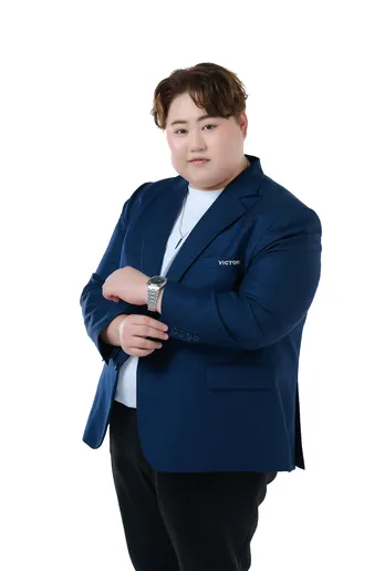 พลอย