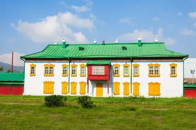 WINTER-PALACE-OF