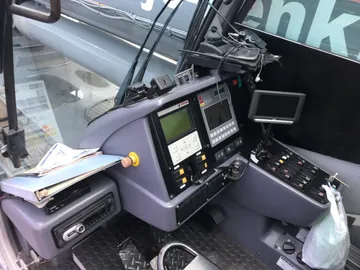 S23683098