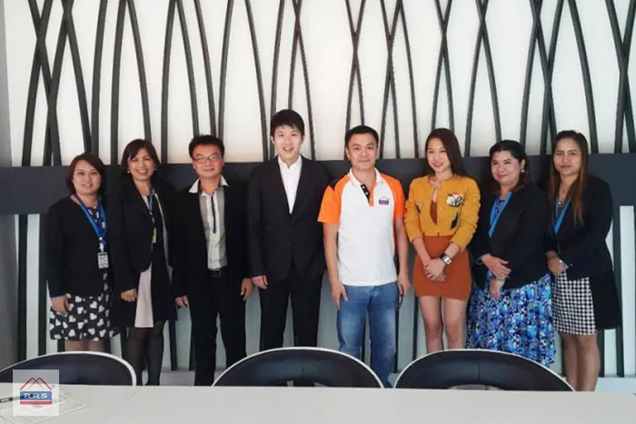 นำผู้บริหาร-Catalog-Friday-1