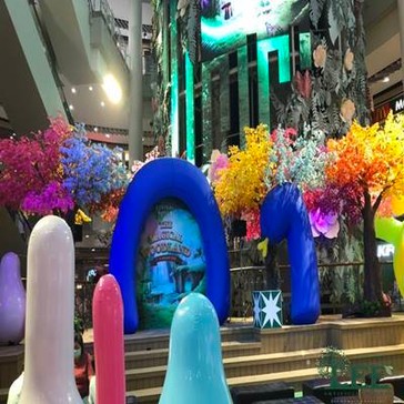 ต้นไม้หลากสีสูง4เมตรเซนทรัลพระราม3งานวันเด็ก2022