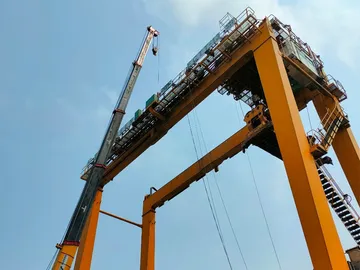 RTGTrolleyWheelsReplacment