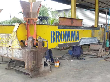 SpreaderMaintenance&Repair
