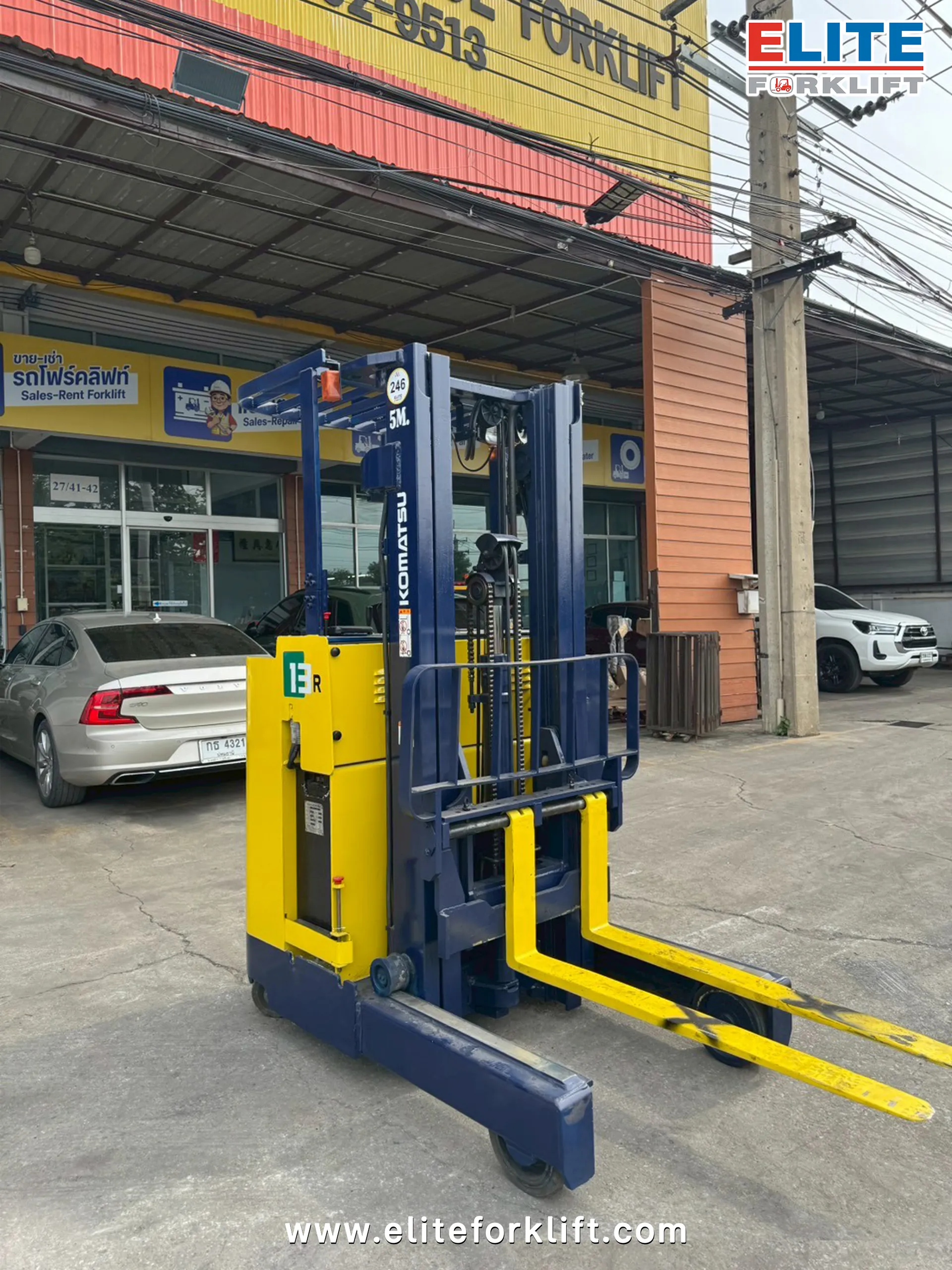 01-246KOMATSU1