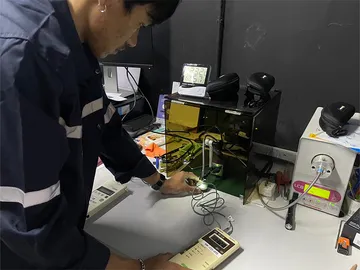 Photo&RadiometerLaboratory(4)