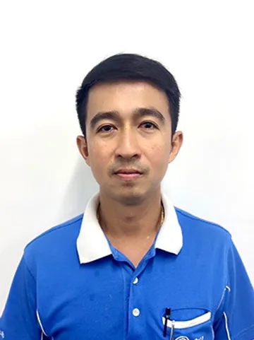 นายชัยวัฒน์สอาดดี