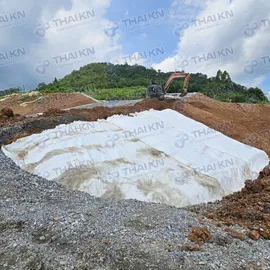 ปูGEOTEXTILEบริเวณที่ต้องการติดตั้งGEOCELL