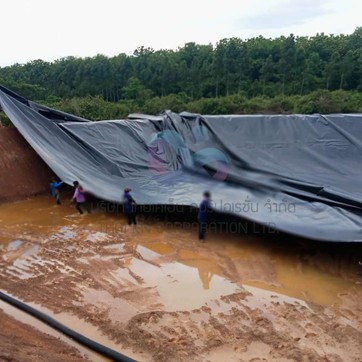 งานปูบ่อตะกอนเคมีHDPE2mm2