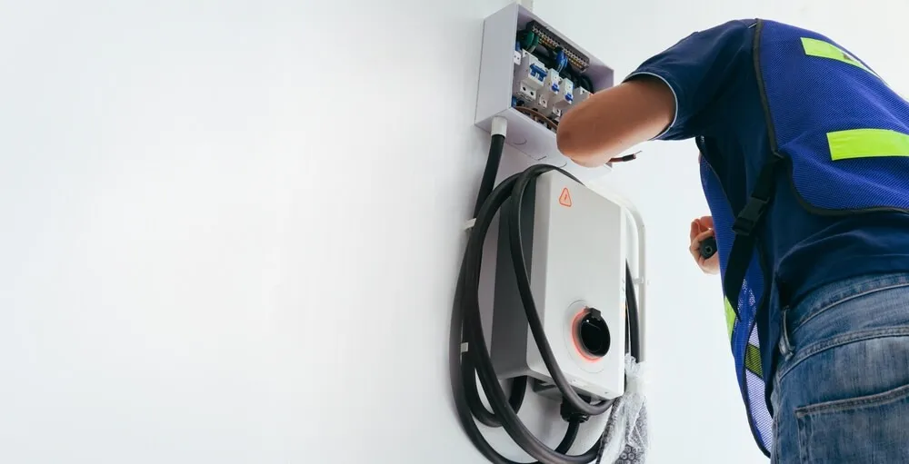 อยากติดตั้ง EV Wall Charger ที่บ้าน ควรพิจารณาอย่างไรบ้าง