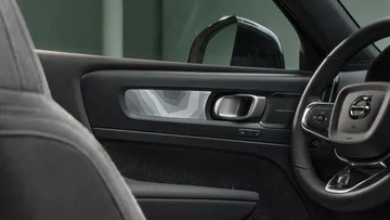 XC40-2