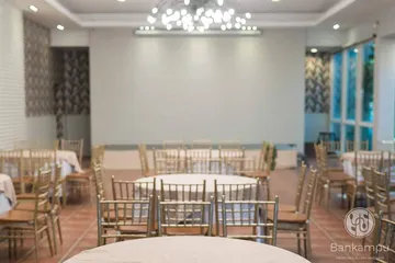 The-Rain-Tree-Room2