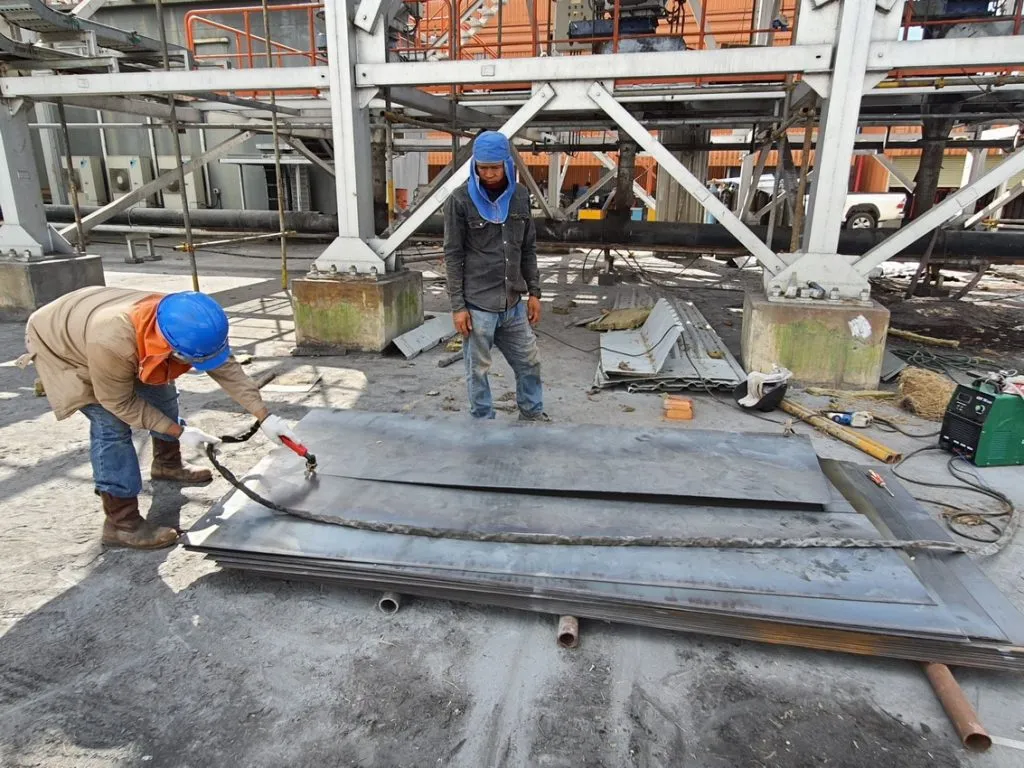 ตัดเปลี่ยนTubeSuperheater(2)