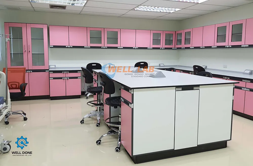 โต๊ะปฏิบัติการกลาง-1
