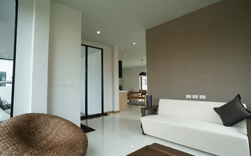 INTERIOR(5)