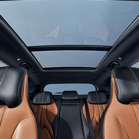 PanoramicSunroofขนาดใหญ่พร้อมม่านบังอดด