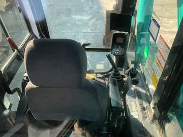 S222085780