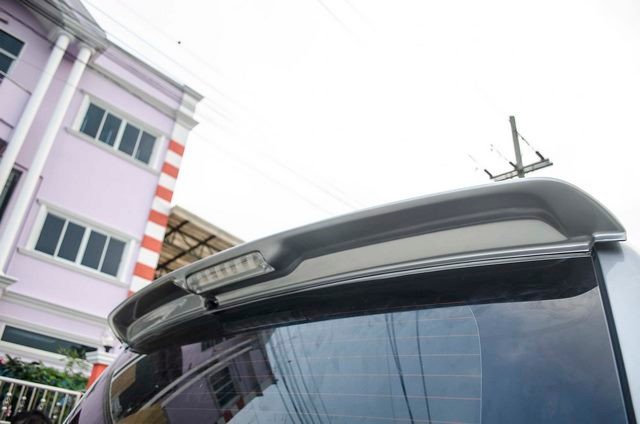 HYUNDAI-H1-2013-2019-สปอยเลอร์-WARRIOR-TOUNEE-ABS(1)