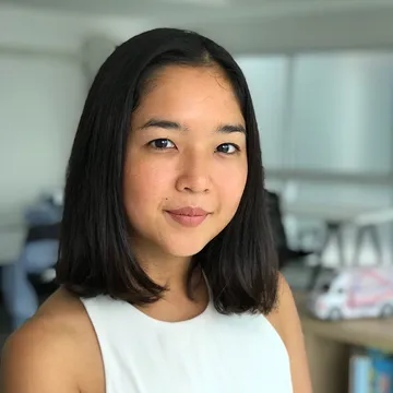 คุณอาภาสิริชุติกุล