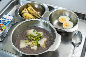 อาหารและโภชนาการสำหรับผู้สูงอายุ