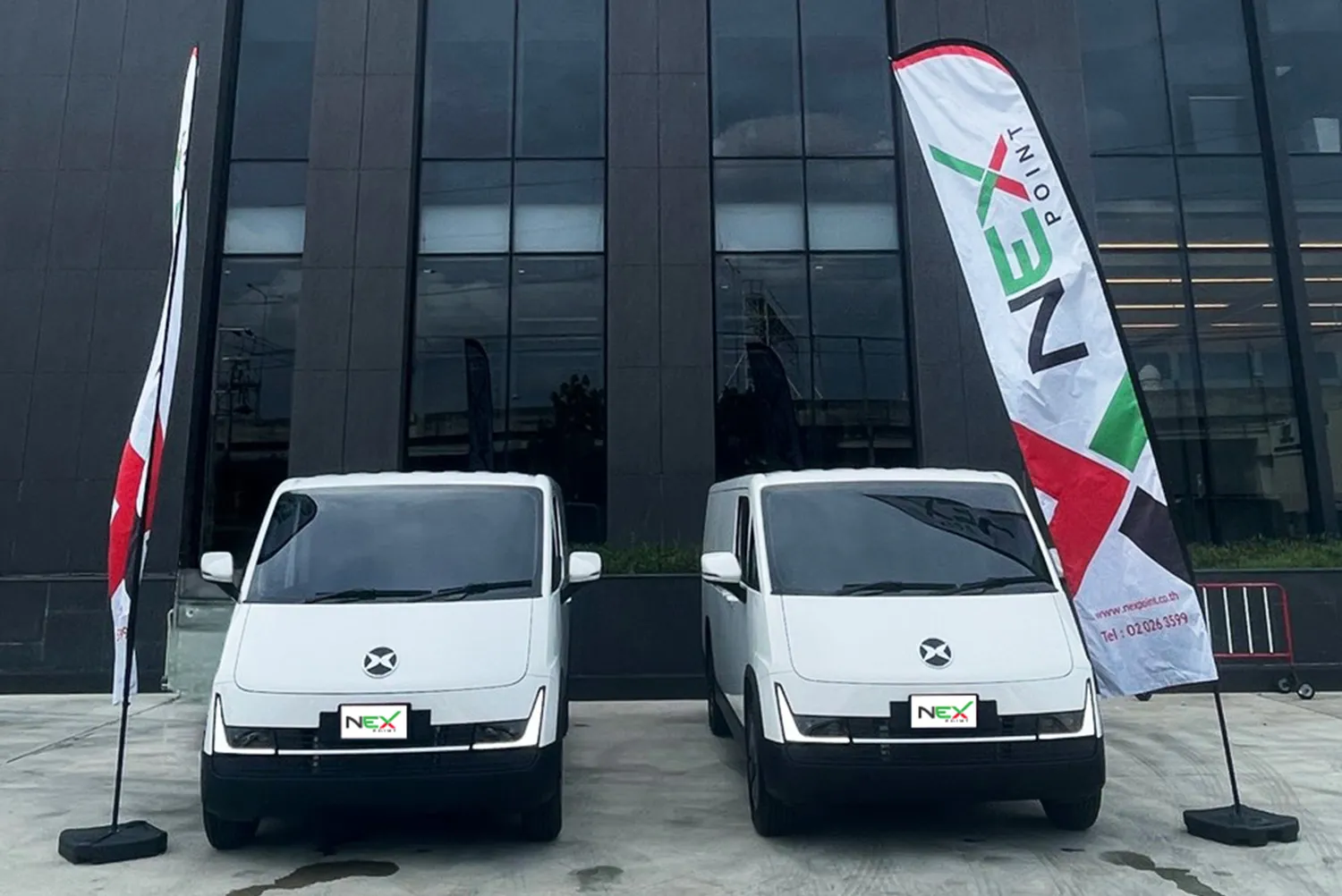 NEX-ส่งมอบ-Cargo-Vantastic-EV-2-คัน2
