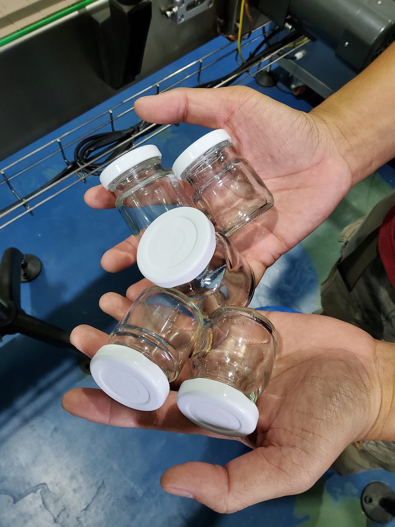 herb-jars-caps