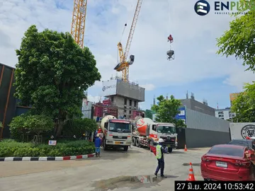 433910
