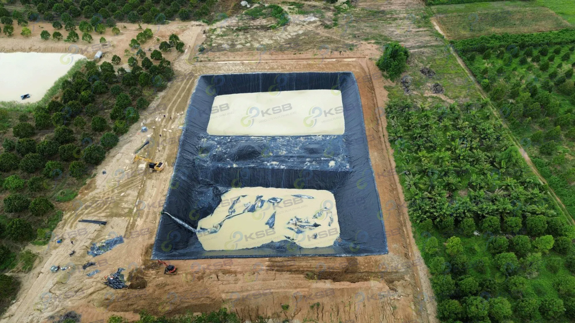 hdpe-geomembrane-water-pond-installation 13