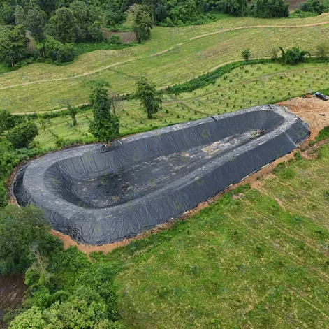 Installation-HDPE-1.0mm-GEOTEXTILE-GT200-4800sqm 7
