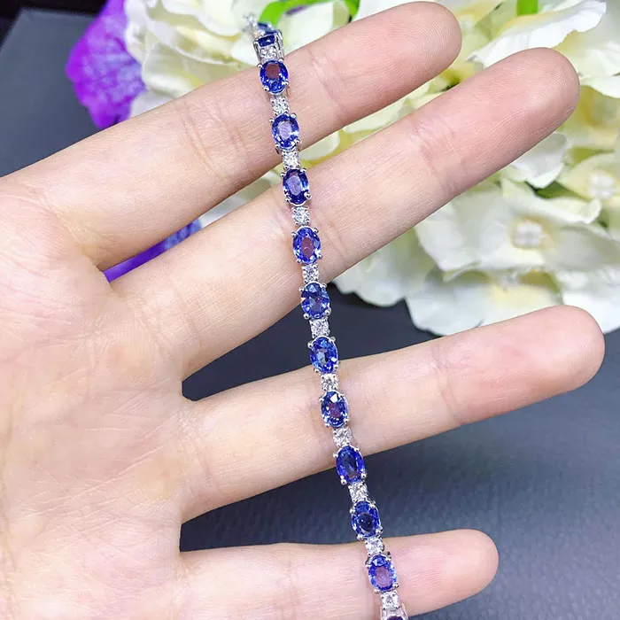 สร้อยข้อมือไพลินซีลอนคั่นเพชร