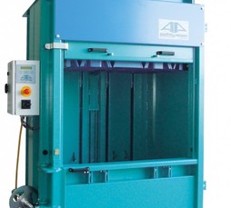 ballenpresseAPV500XLeinwurf-410x370