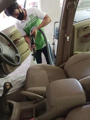 Car-seat-cleaning4
