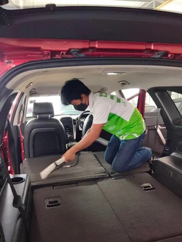Car-seat-cleaning6