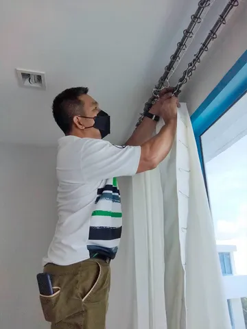 Curtain-Cleaning3