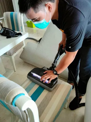 Sofa-Cleaning4