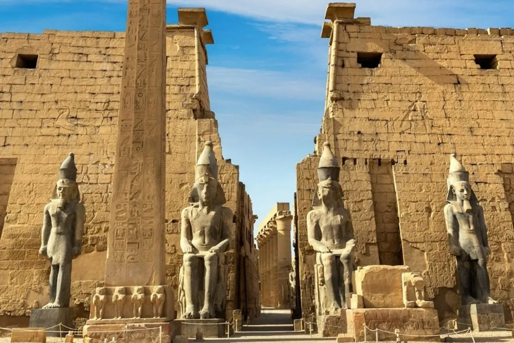 1-TEMPLE-OF-LUXOR