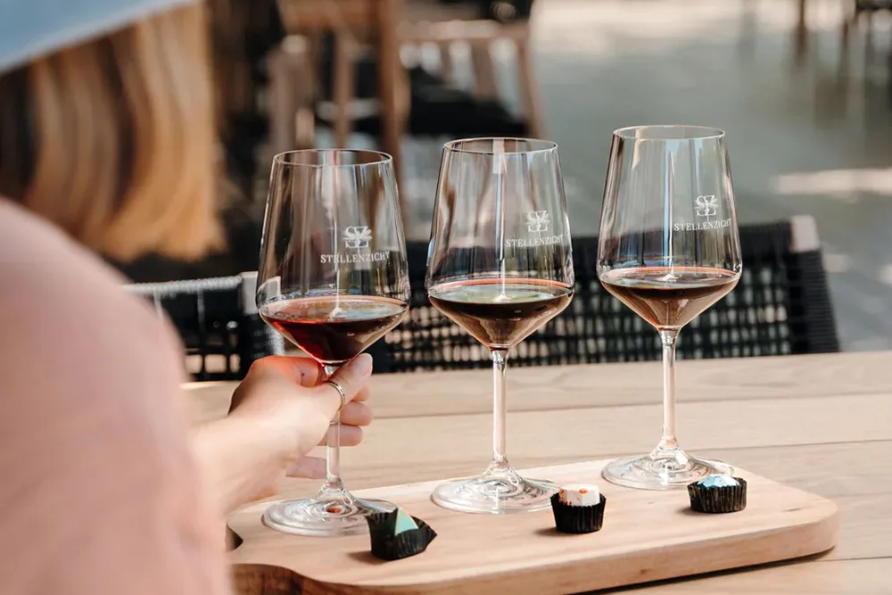 3-WINE-AND-CHOCO-TEST