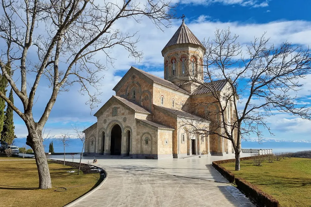 4-BODBE-MONASTERY